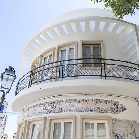 Modern Apartment, Close To The Beach, Wi-fi & A C * 波尔蒂芒